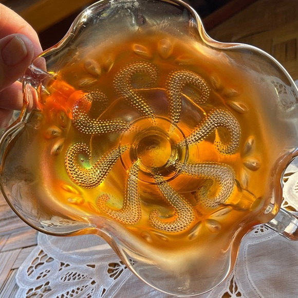 Carnival Glass dish, vintage, colorful! - Picture 6 of 10